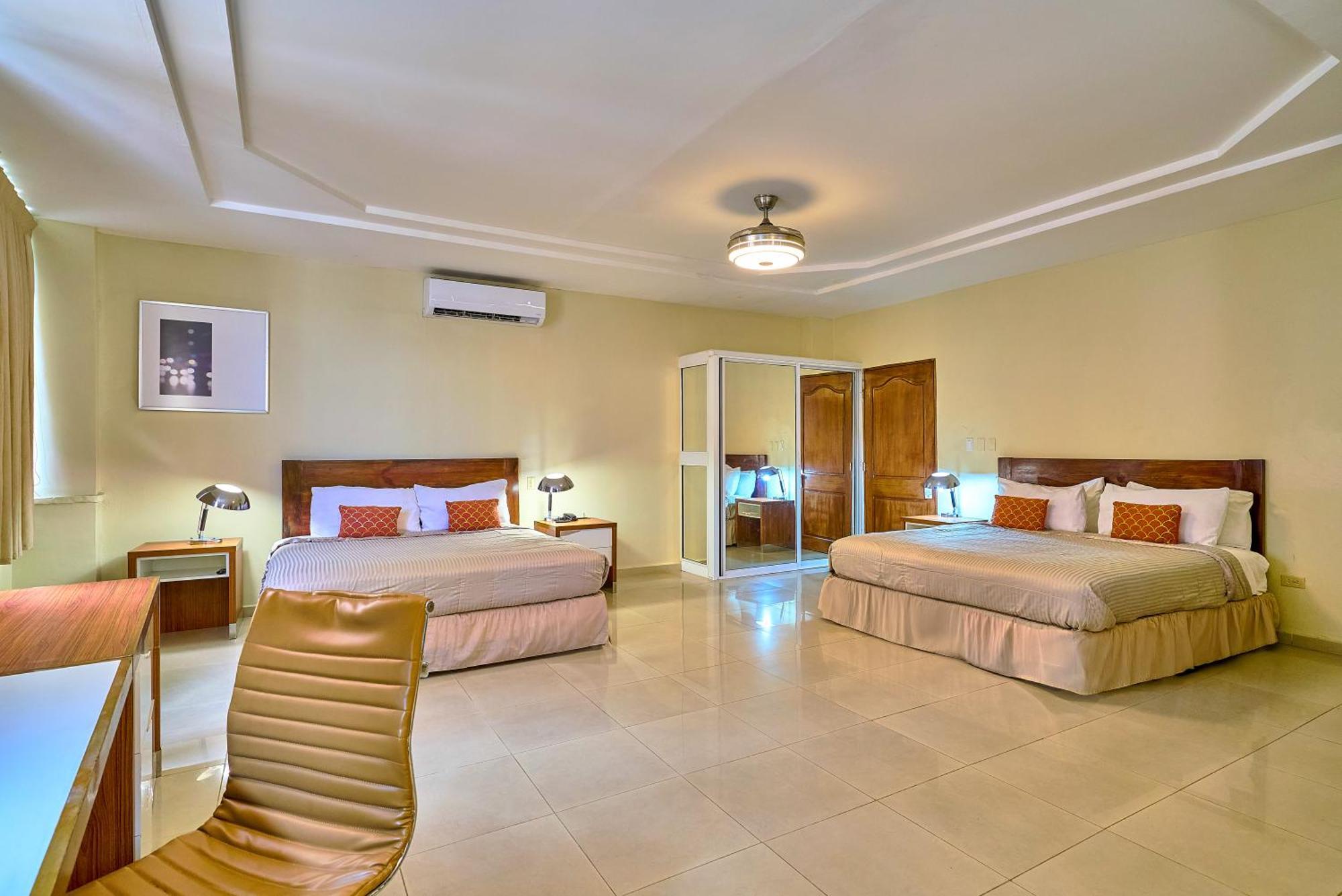 Hotel Libertad At Historic Main Street Santo Domingo Exteriér fotografie