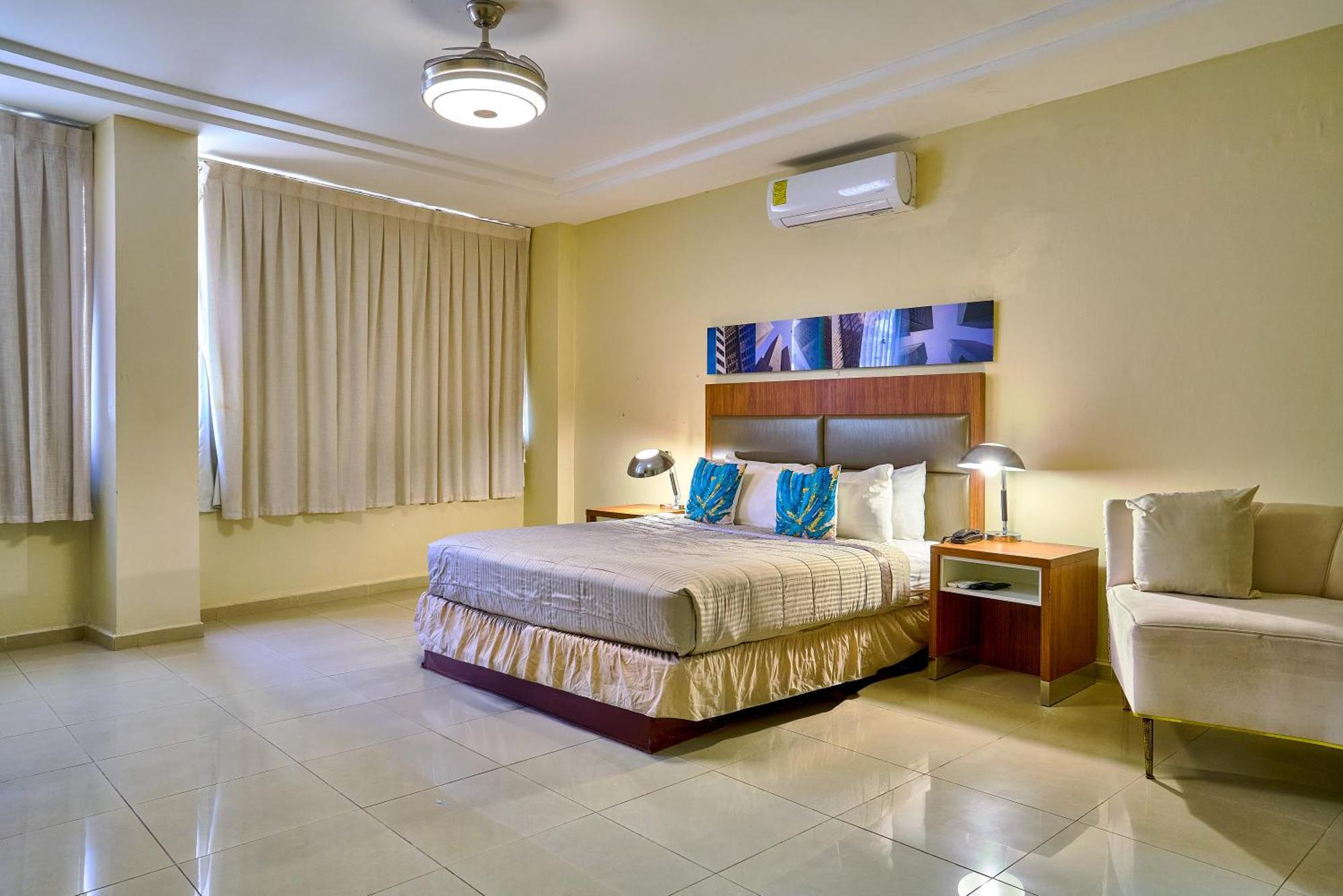 Hotel Libertad At Historic Main Street Santo Domingo Exteriér fotografie